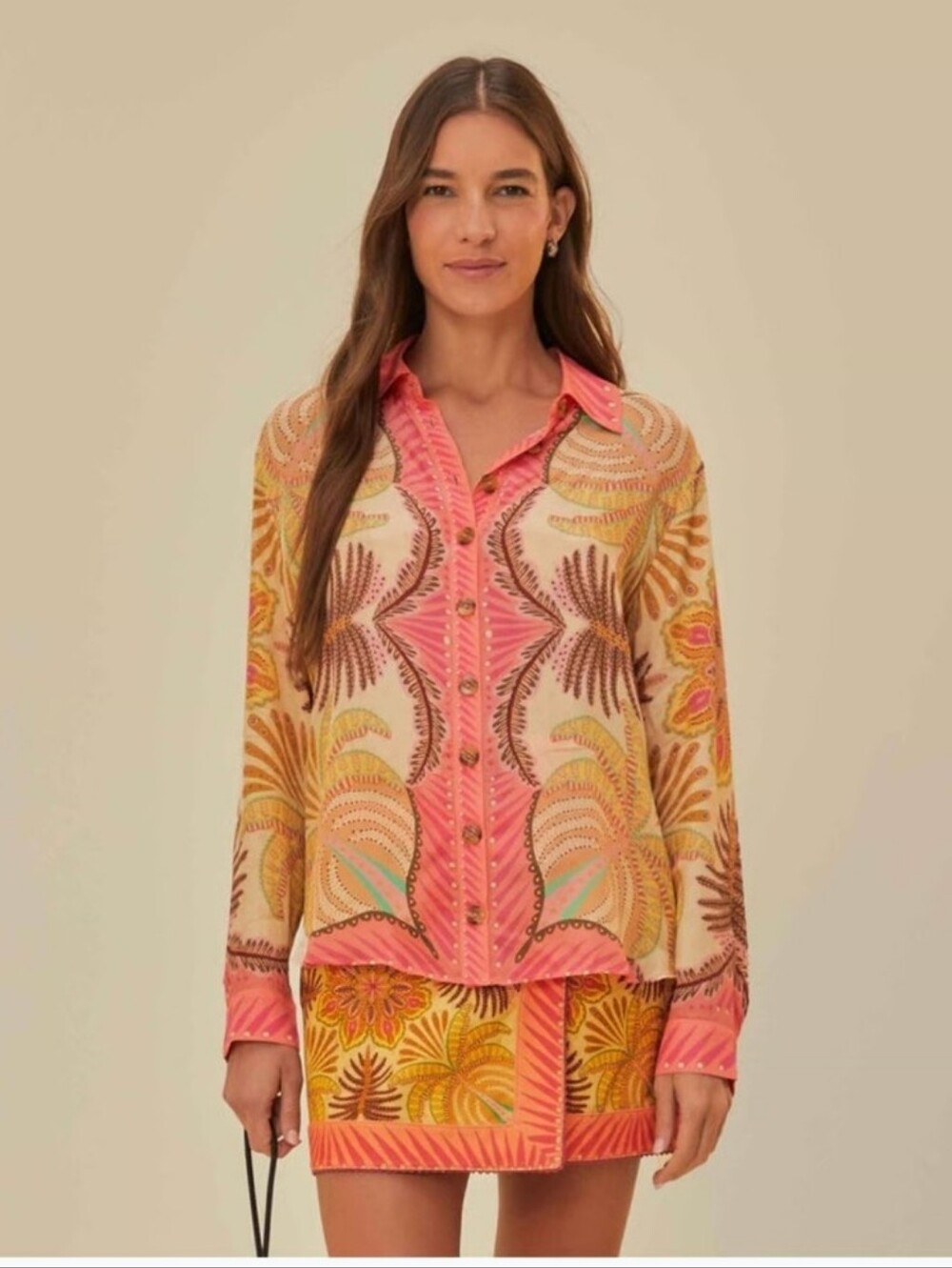 FARM Rio Women's Pink Sand Palm Scarf Shirt. Size S